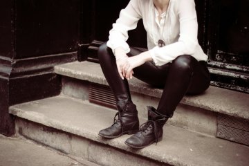 Jak nosit lesklé legíny: 5 tipů na nejlepší outfity